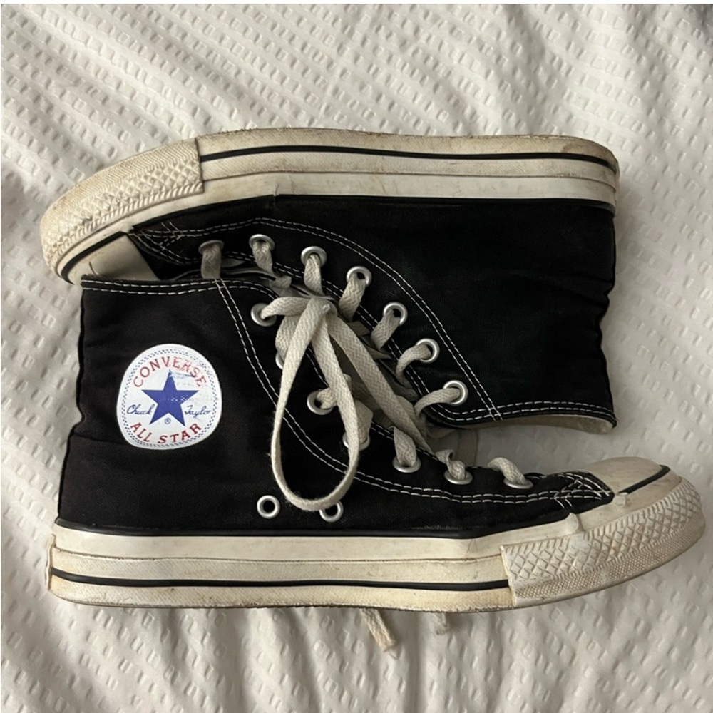 Black high top converse